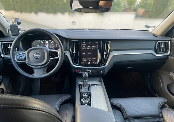 Volvo S60 cena 148830 przebieg: 101000, rok produkcji 2020 z Poznań małe 92